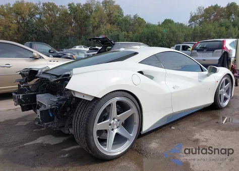 2017 Ferrari 488 Gtb z USA, uszkodzony, nr VIN ZFF79ALA2H0224625